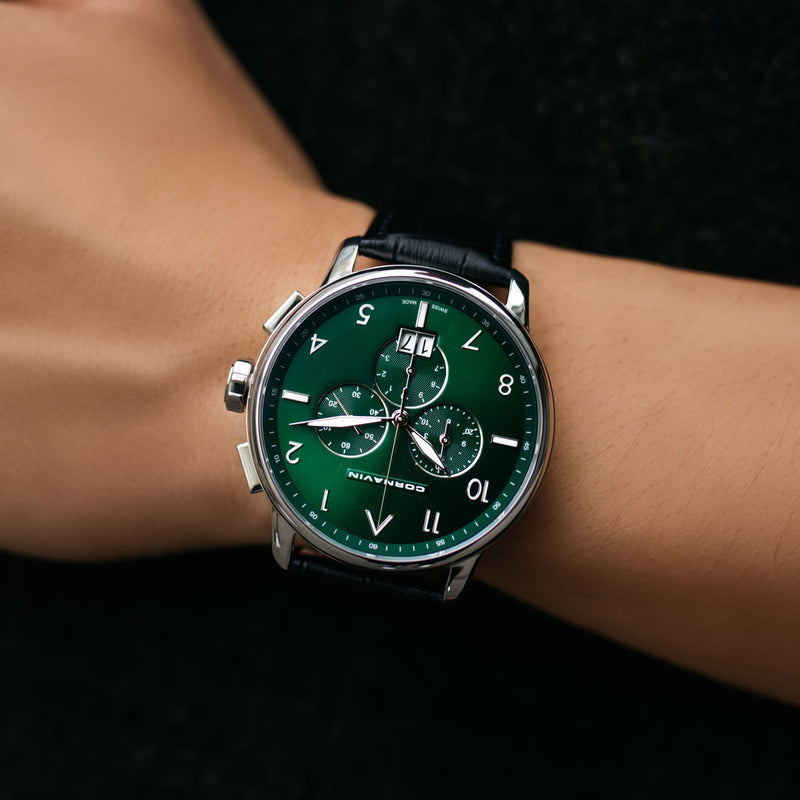 CORNAVIN CO.BD.05.L - Schweizer Uhr mit Grossdatum und grünem Zifferblatt